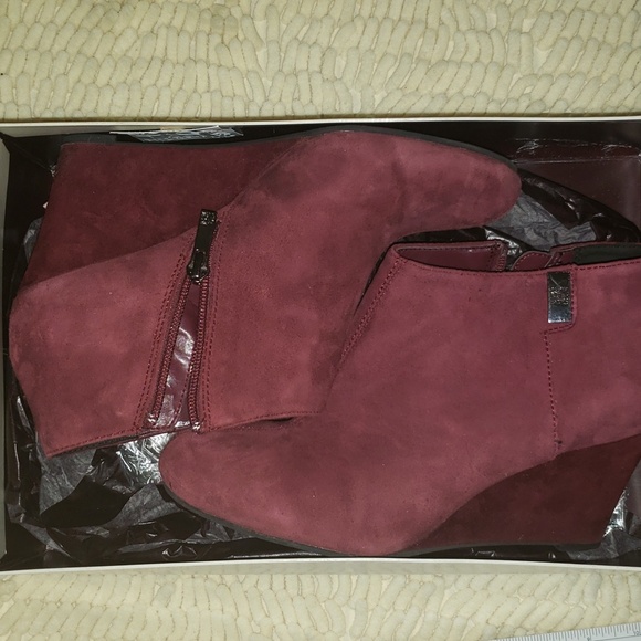 Anne Klein Wine Booties 8.5 Wedge - Picture 1 of 7